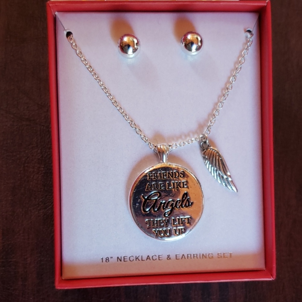 5/$25 Friends Are Like Angel's Necklace